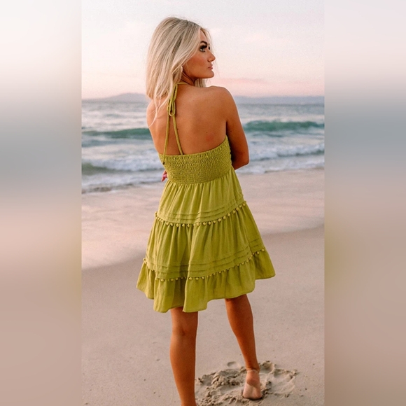 Mustard Seed Light Green "Meet For Drinks" Halter Mini Dress Size Medium - Picture 3 of 10